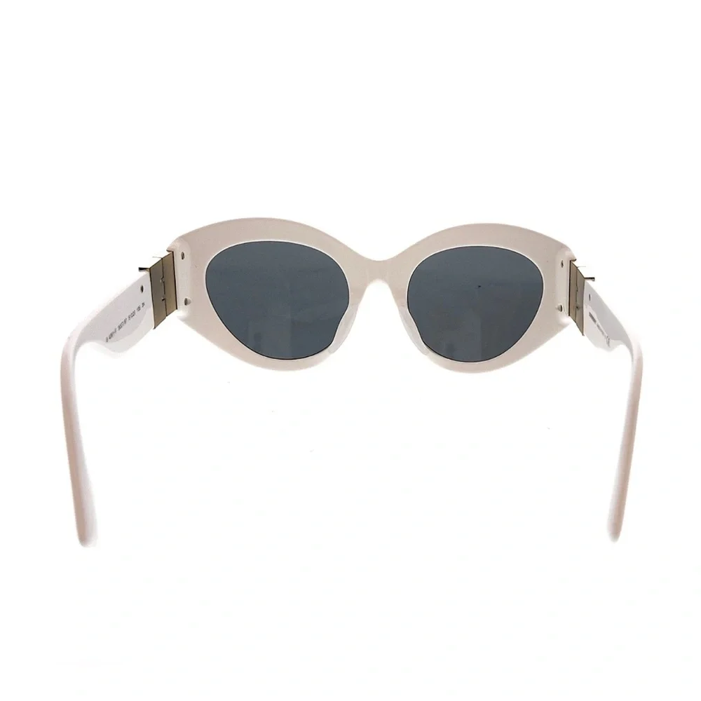 Burberry NIB BURBERRY Sophia Cateye Sunglasses - Full Inclusion